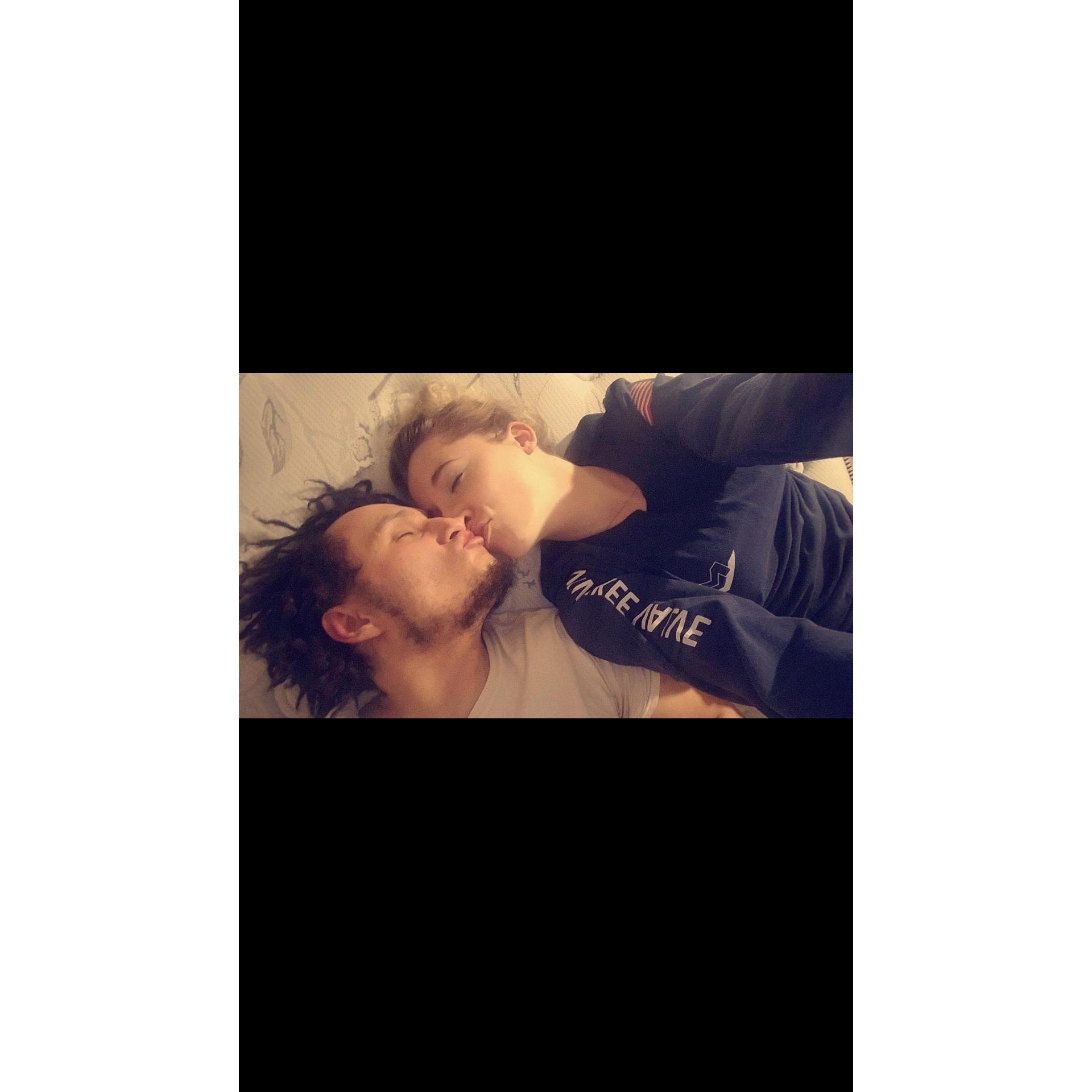 2019 New Years kiss