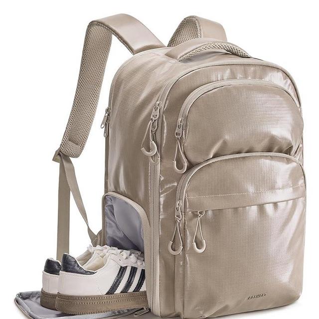 BAGSMART 30L Travel Backpack, 15.6 Inch Carry On Backpack Flight Approved, Water Resistant Weekender Bag Daypack, Camel