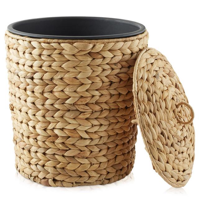 Casafield Water Hyacinth Trash Can with Lid and Liner - Natural, Woven Waste Basket for the Bathroom, Bedroom, Laundry Room, Home Office