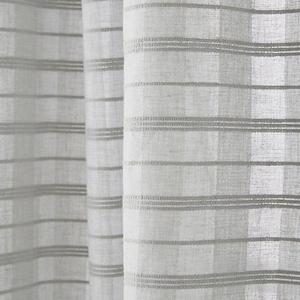 Claudia Curtain