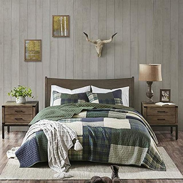 Woolrich 100% Cotton Quilt Reversible Plaid Cabin Lifestyle Design All Season, Breathable Coverlet Bedspread Bedding Set, Matching Shams, King/Cal King(110"x96"), Mill Ceek, Green