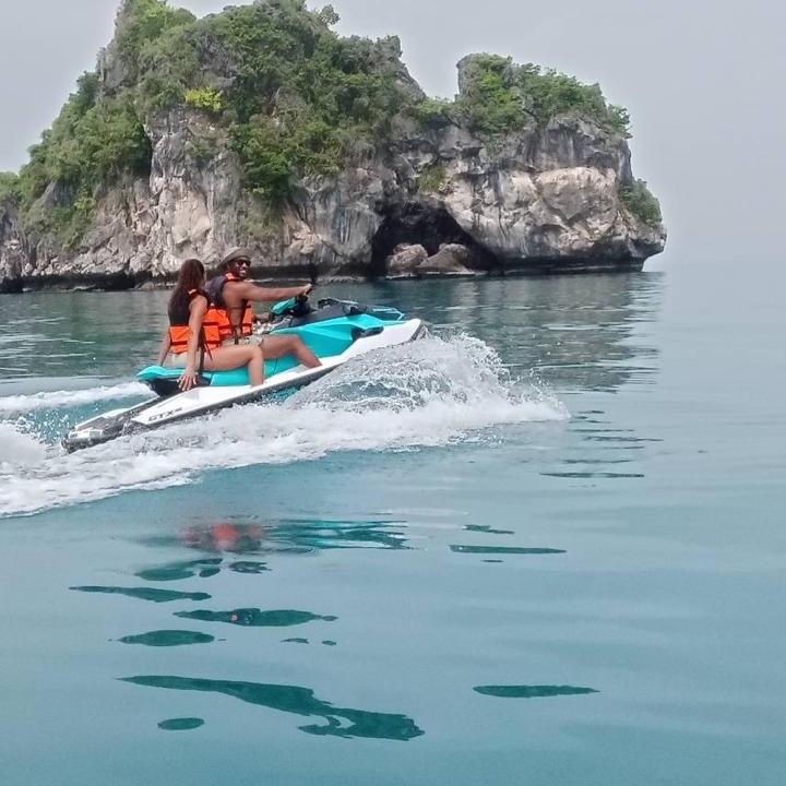 Jet Ski island hopping in Thailand!