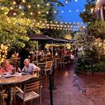 Harry's Seafood, Bar & Grille