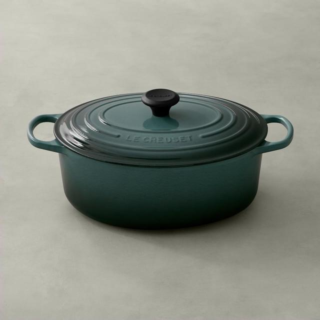 Le Creuset Signature Cast-Iron Oval Dutch Oven, 6 3/4-Qt., Ocean