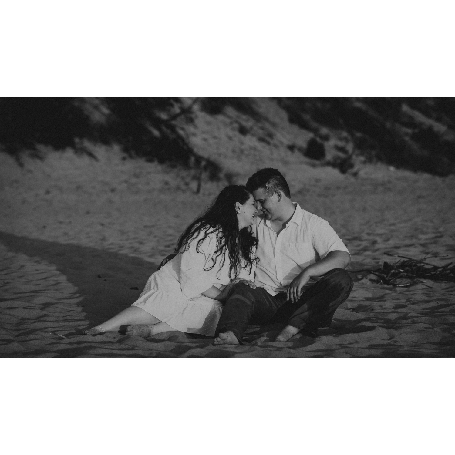 Engagement pictures by Lynzee Harrison Photography