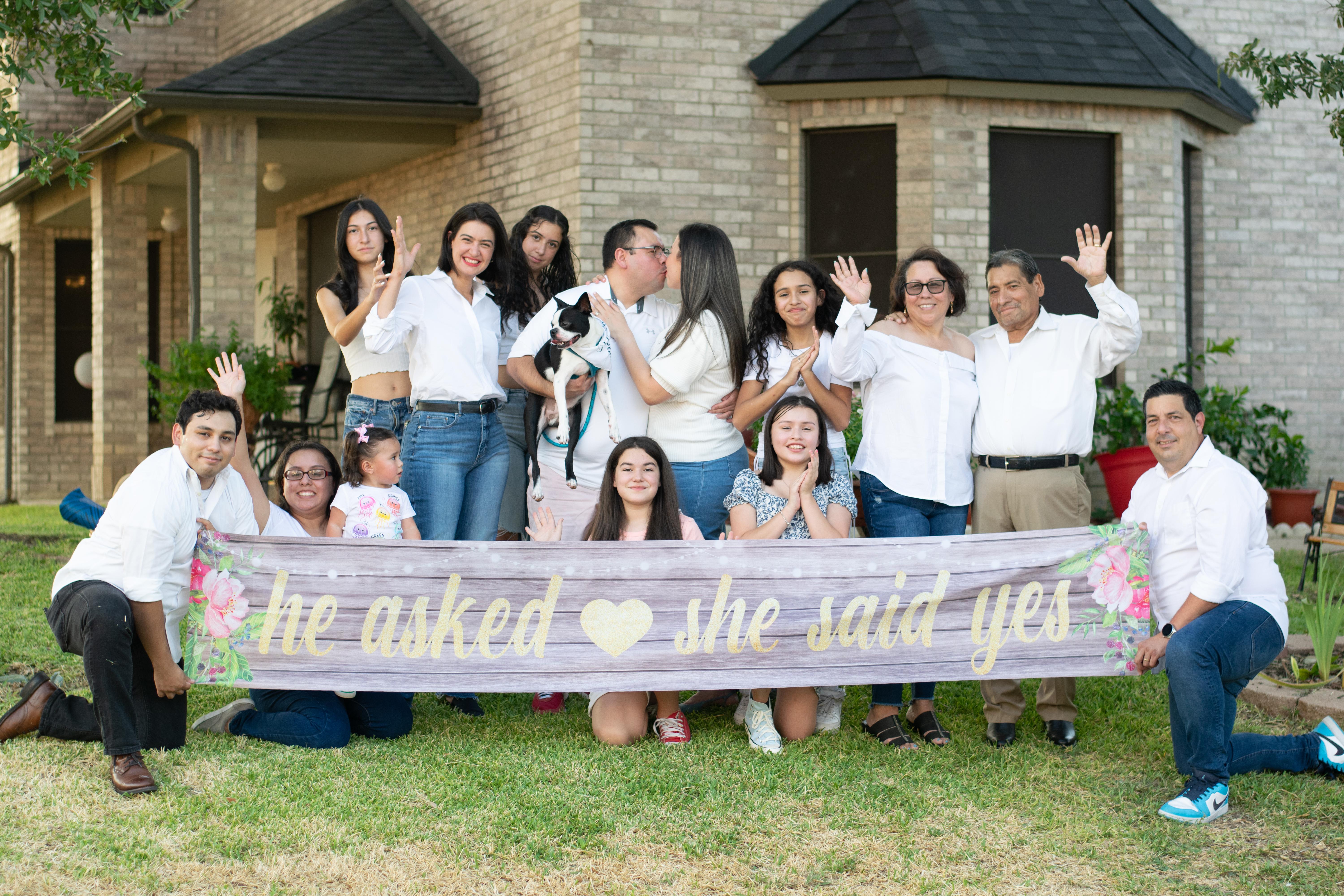 The Wedding Website of Virginia Herrera and Victor Flores