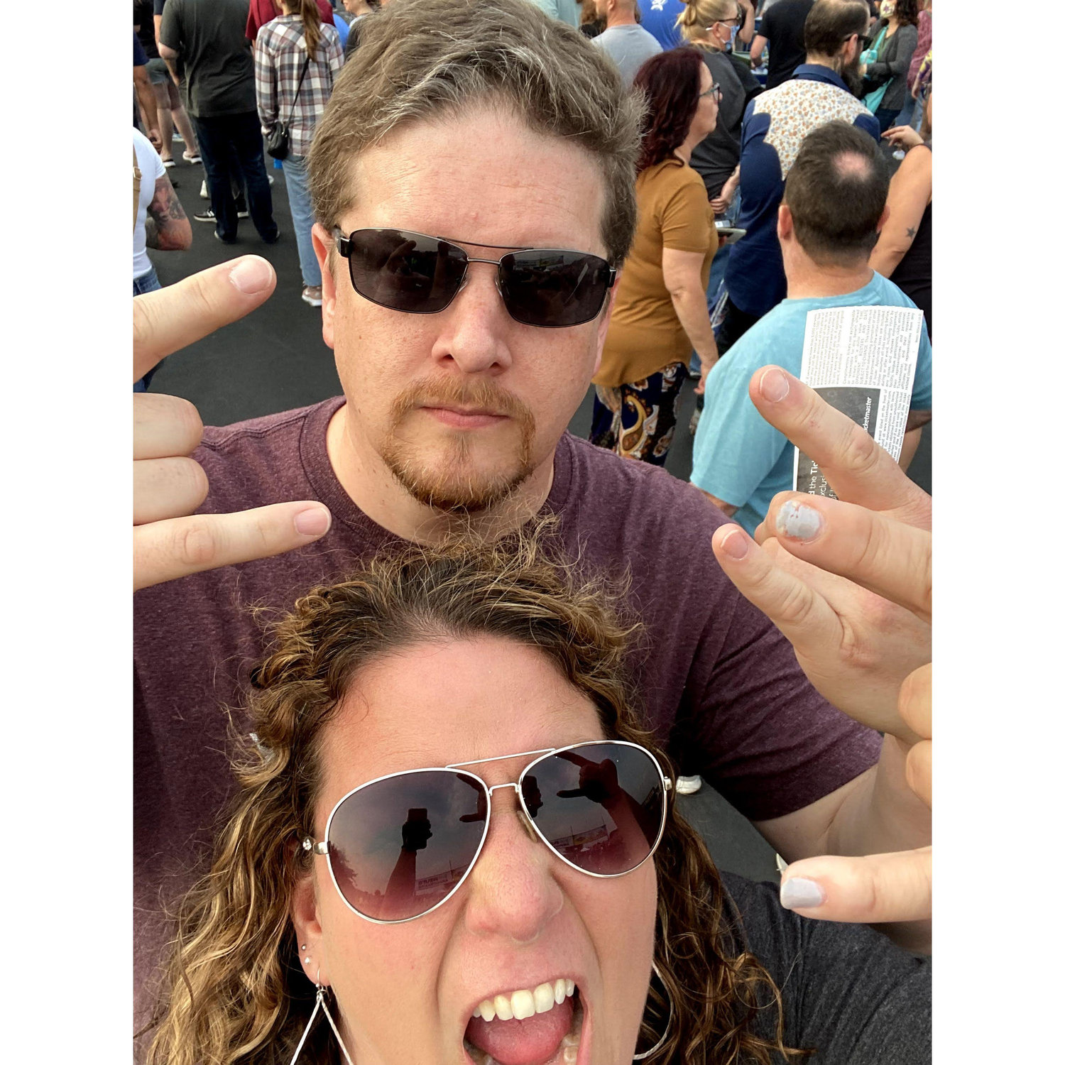 We love live music!