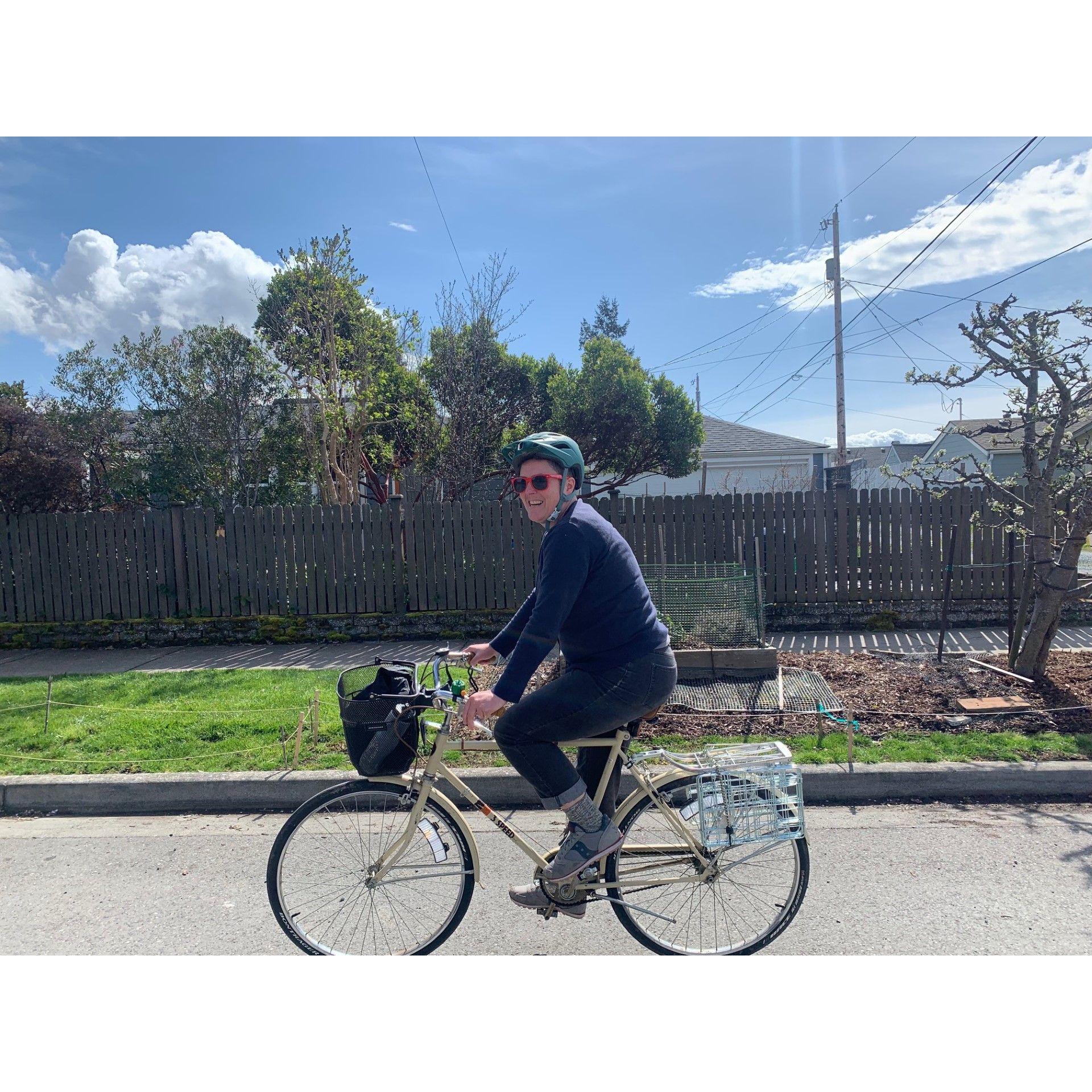 Look how cute Elizabeth is riding a bike through the neighborhood!