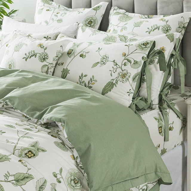 FADFAY 7 Piece 100% Cotton Green Floral Bedding Set Queen Size Bed Sheet Set +Duvet Cover, Soft Green Flower Complete Bedding(1 Duvet Cover, 1 Fitted Sheet, 1 Flat Sheet + 4 Pillowcase)