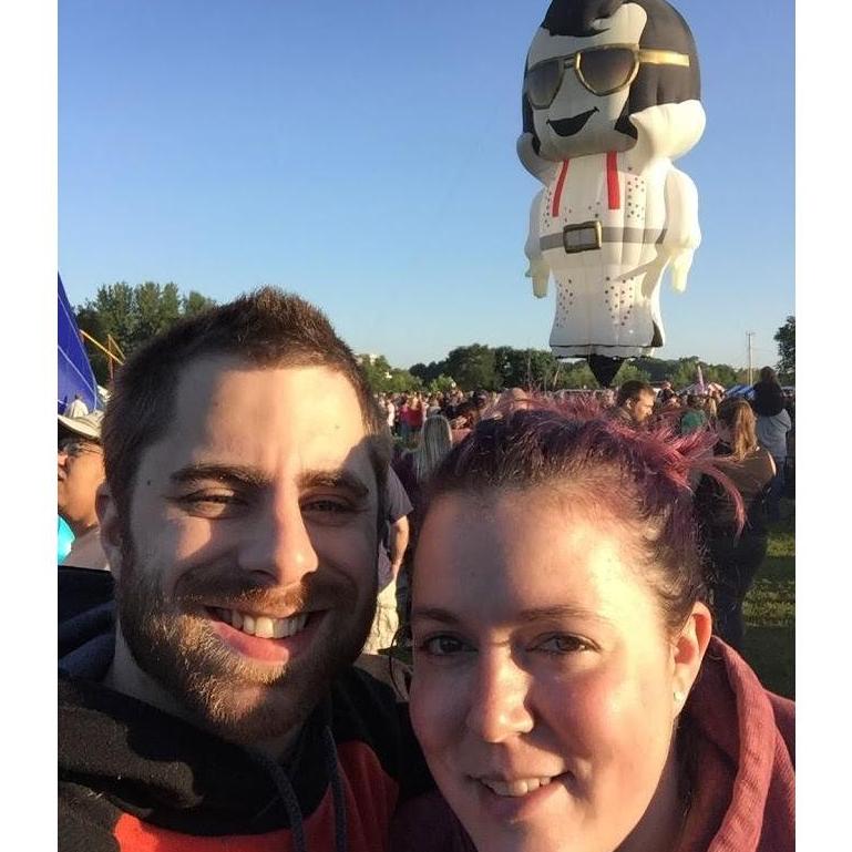 Elvis at the balloon festival