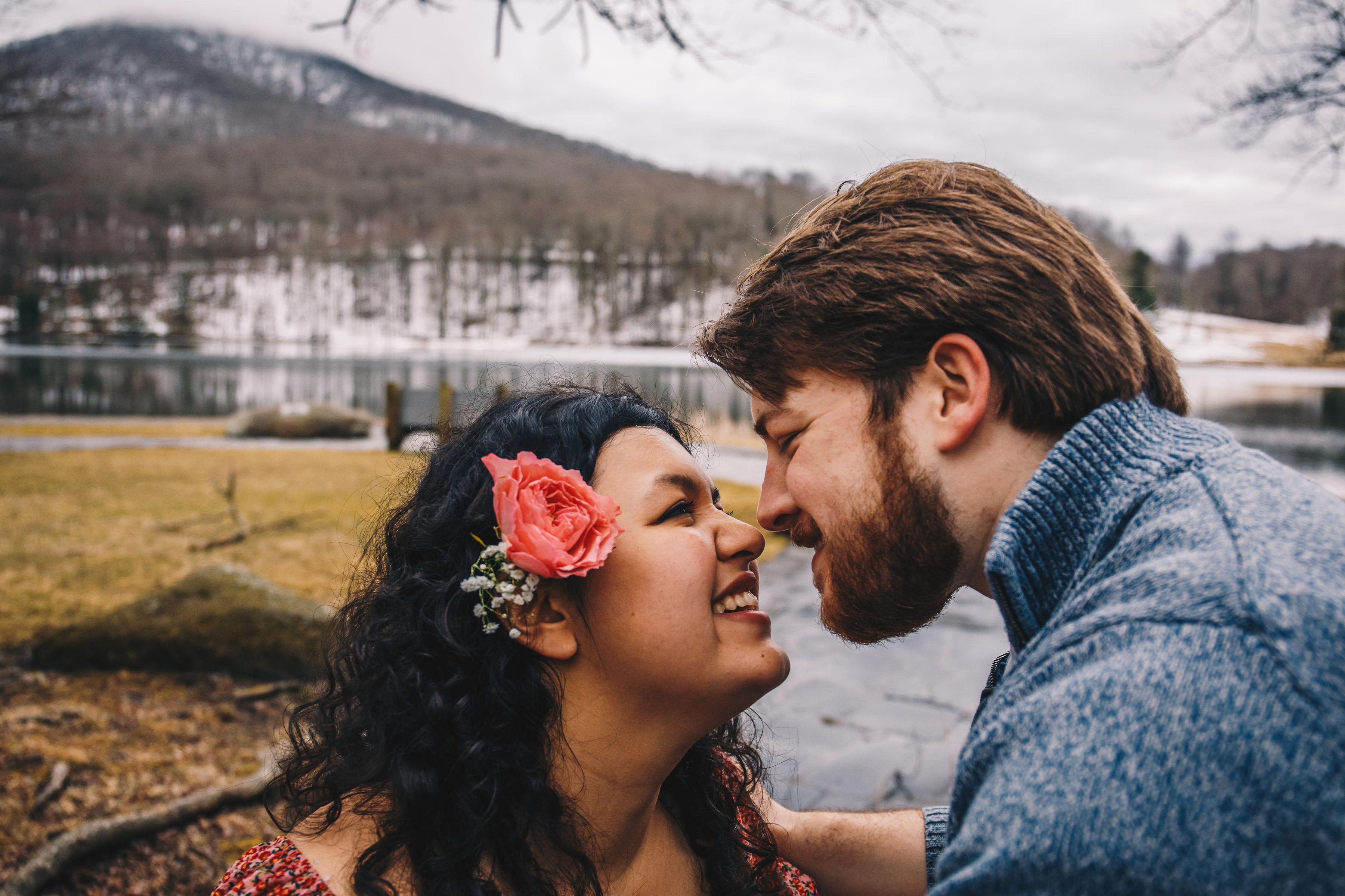 The Wedding Website of Ananda Tol and Hunter Targosh