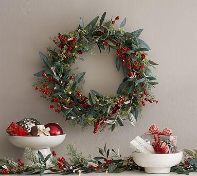 Lit Eucalyptus and Berry Holiday Garland