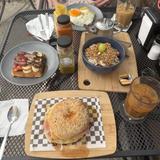 Yah-Yah Café