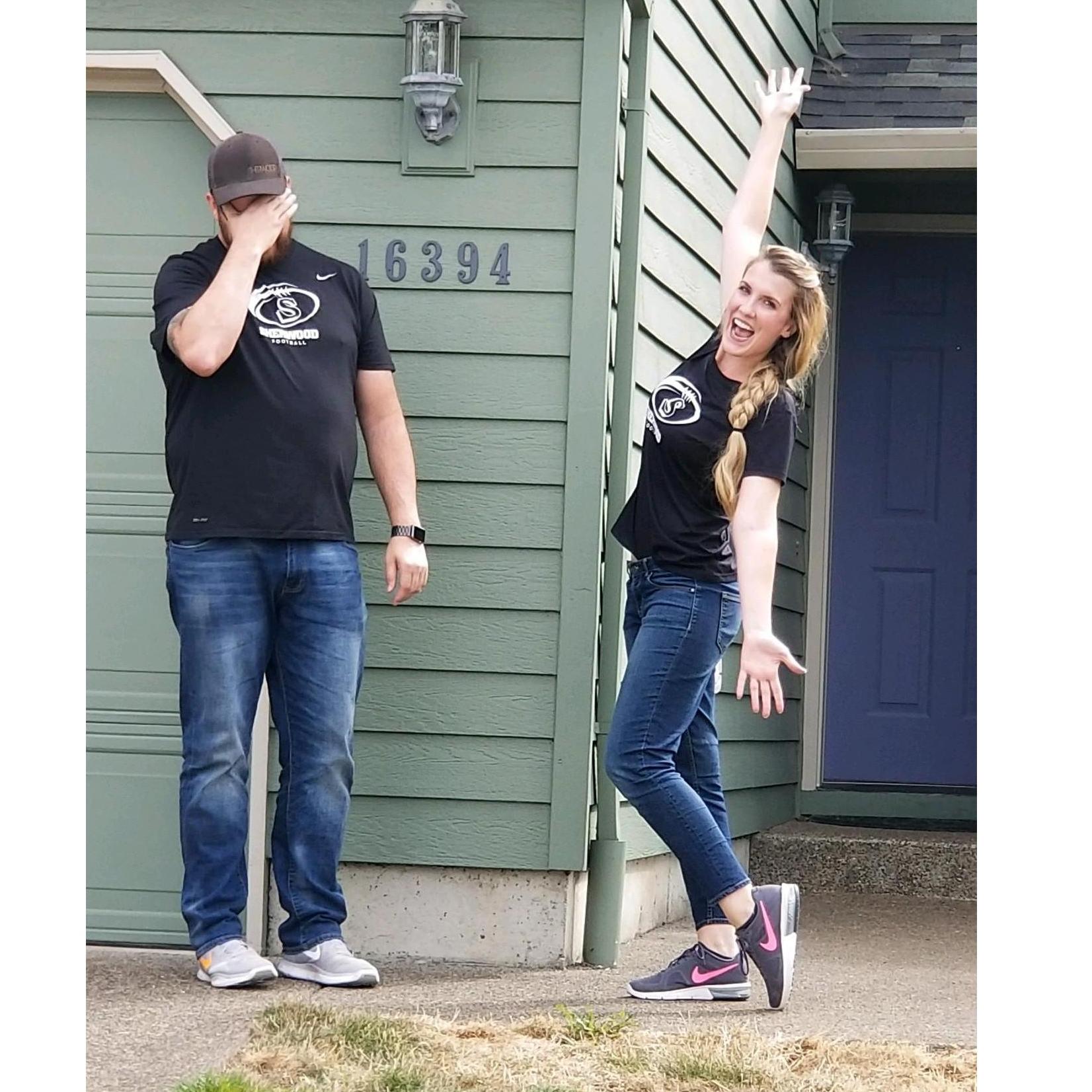 Getting the keys to our first home! 🔑🏡