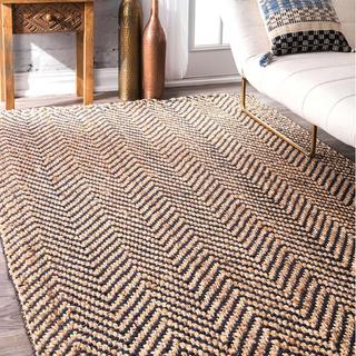 Vania Chevron Jute Area Rug