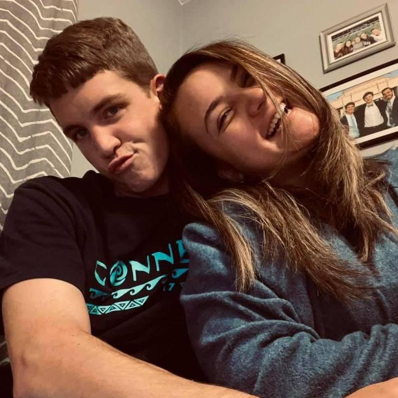A whole nother year of dating!!