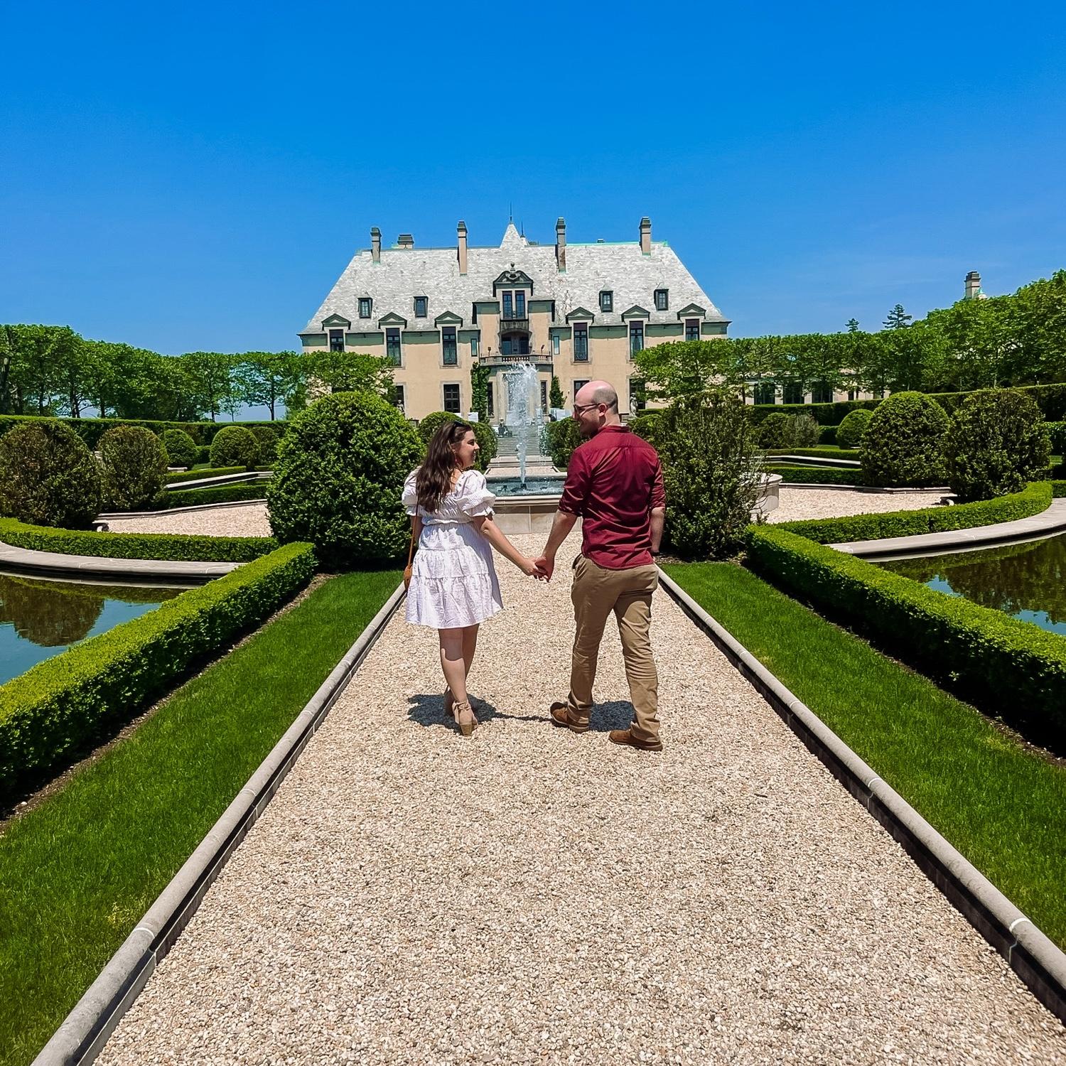 Brunch at Oheka castle in Long Island to celebrate Hannah’s 30th birthday. Don’t we look very at home here?