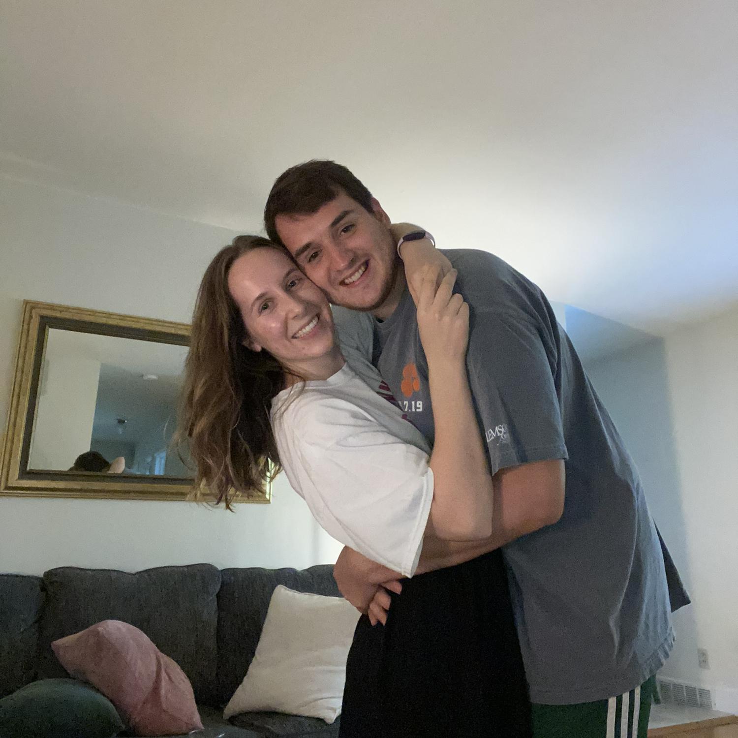 August 2022 | TORI MOVES TO CHARLOTTE!