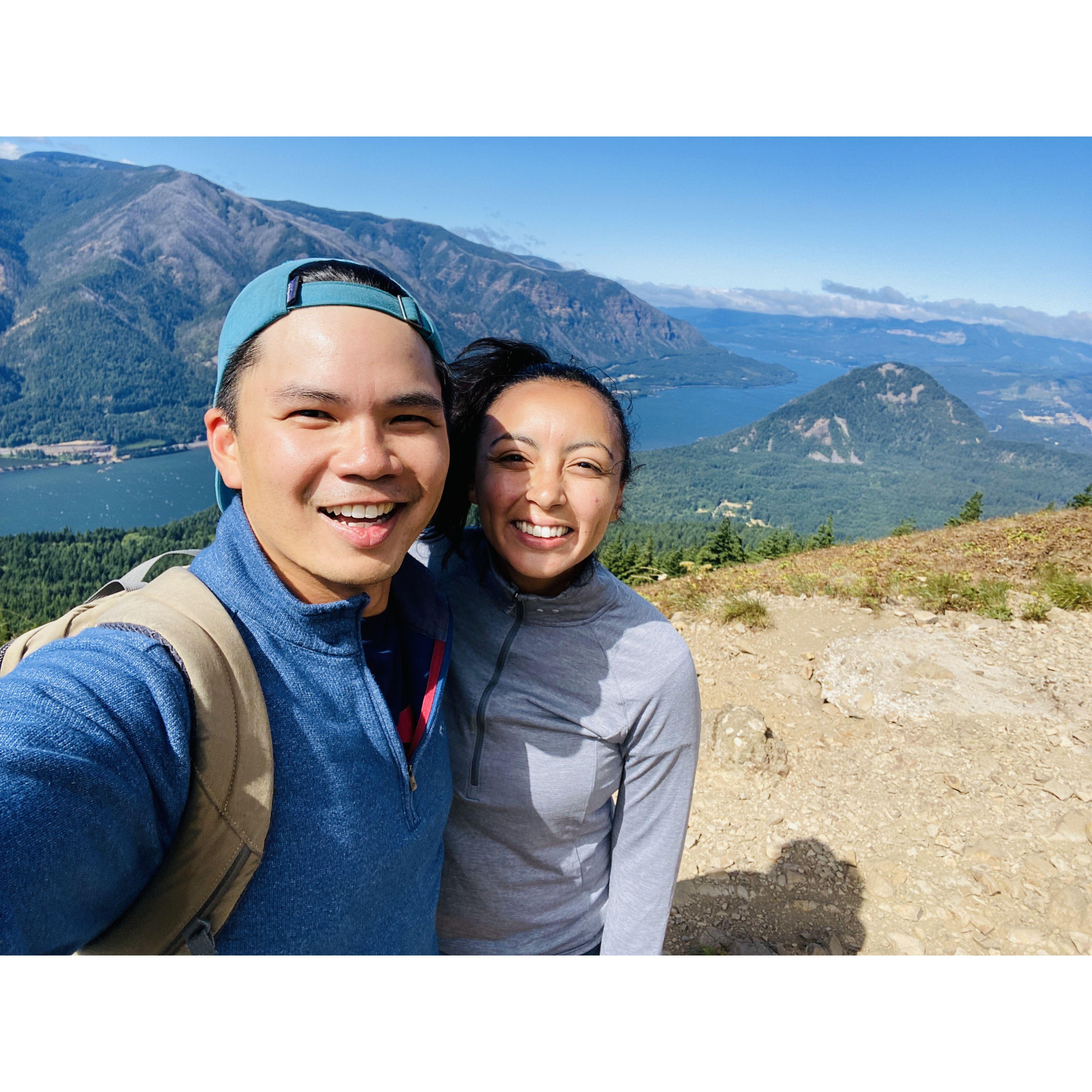 Dog Mountain hike in Oregon!