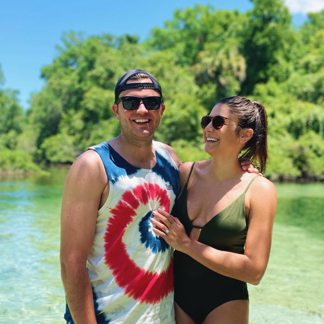 Kayaking in
Weeki Wachee Springs State Park