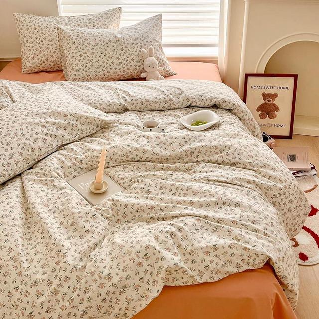 Aesthetic Floral Duvet Cover Queen Cozy Cotton Bedding Set Queen Shabby Chic Green Botanical French Style Duvet Cover Set Off White Comforter Cover with Fresh Flower Pattern, Breathable, Lightweight