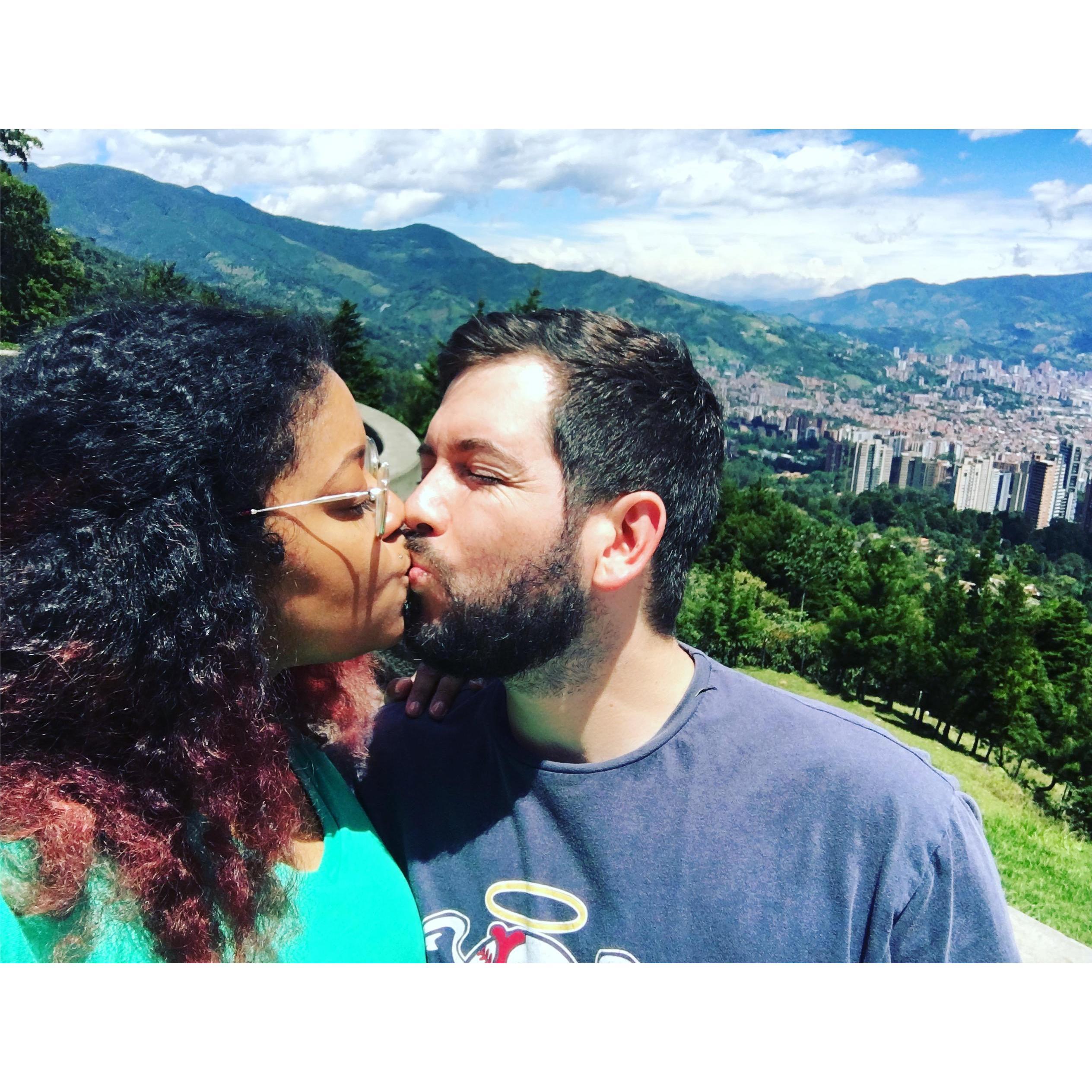 Kisses in Colombia!