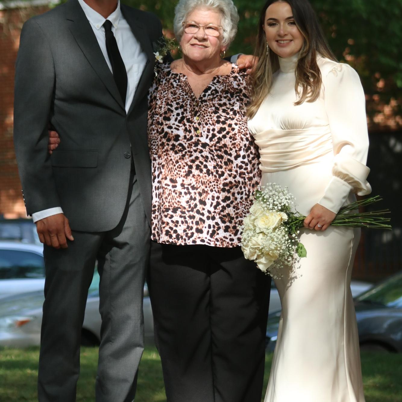 Dianne Garris Cianfarra (Grandmother of the Groom)