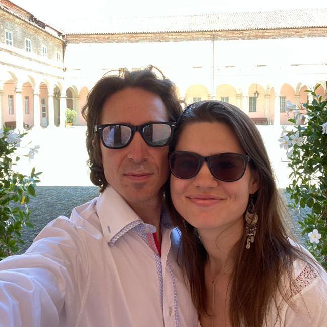 Guardandoci intorno dove avremo il nostro mini ricevimento l’11 luglio dopo il
matrimonio. 😎