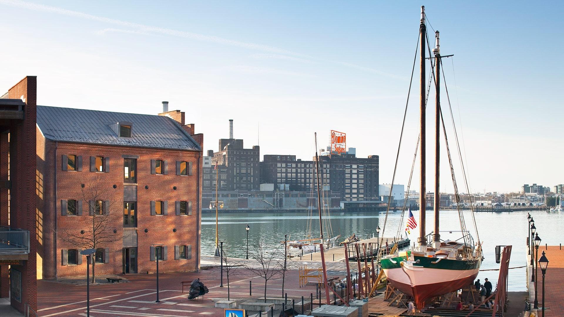 The Wedding Website of Sara Crossley and Russell Williams