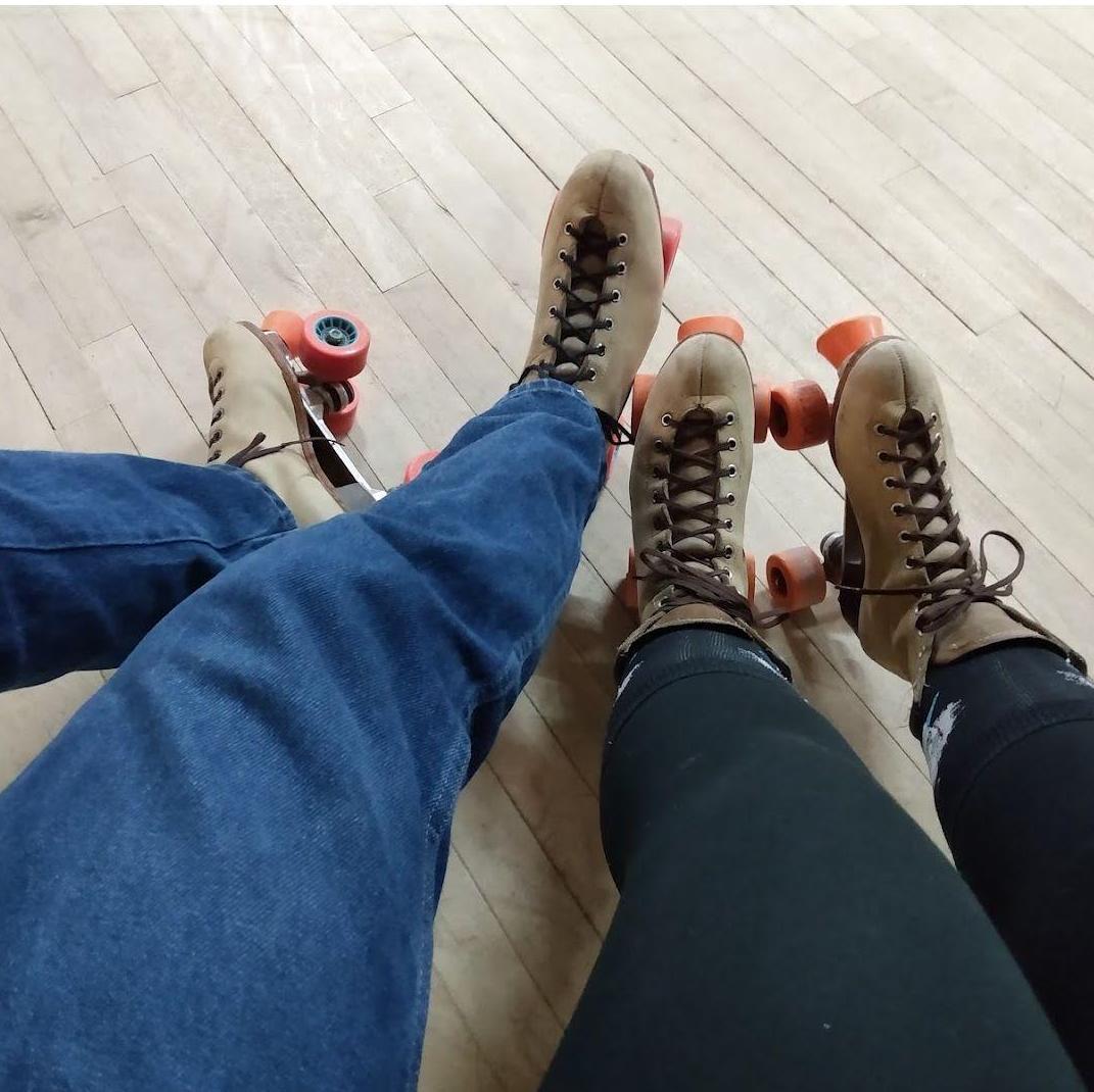 Roller skating date