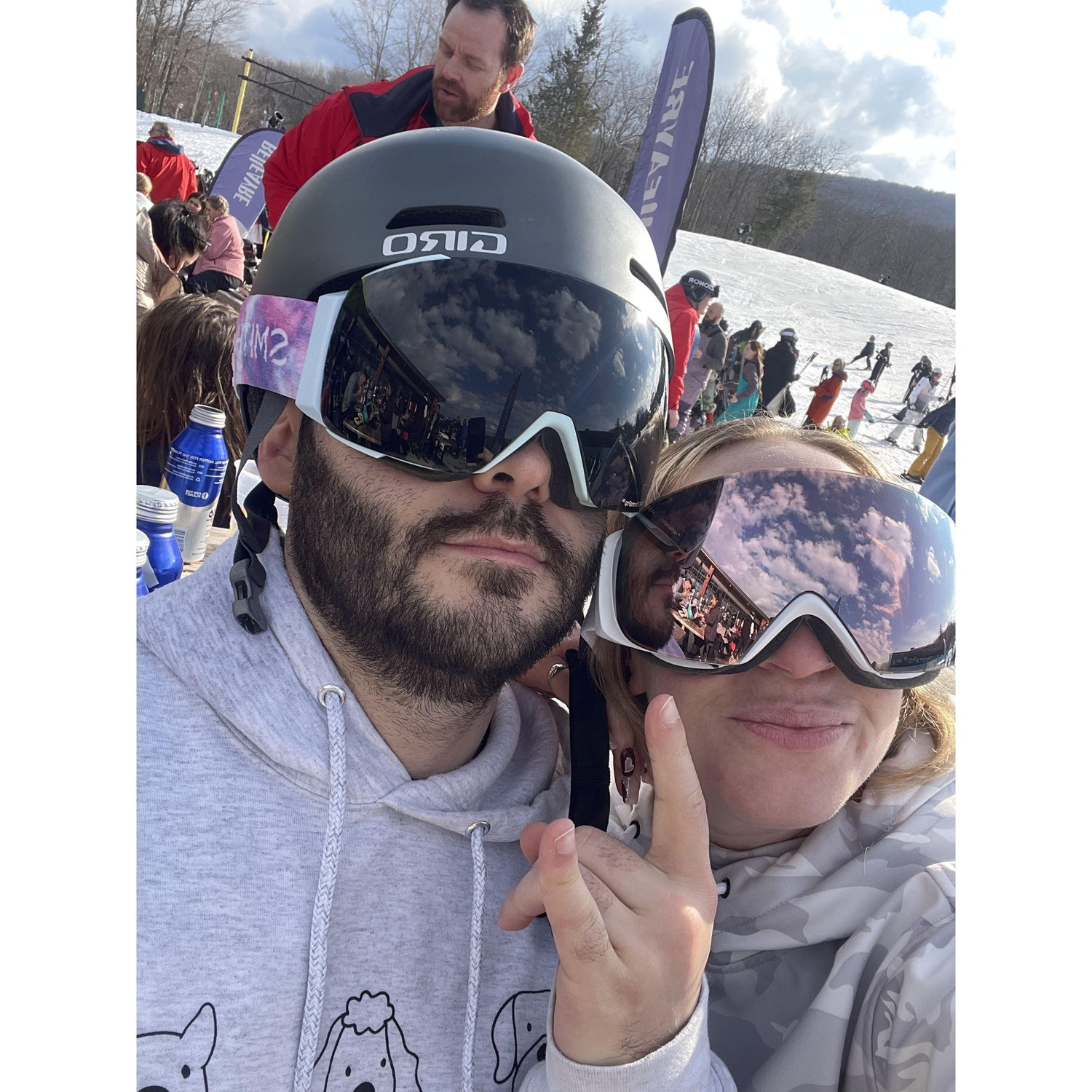 Jarrett hit some rails and Jeanette tried some jumps!