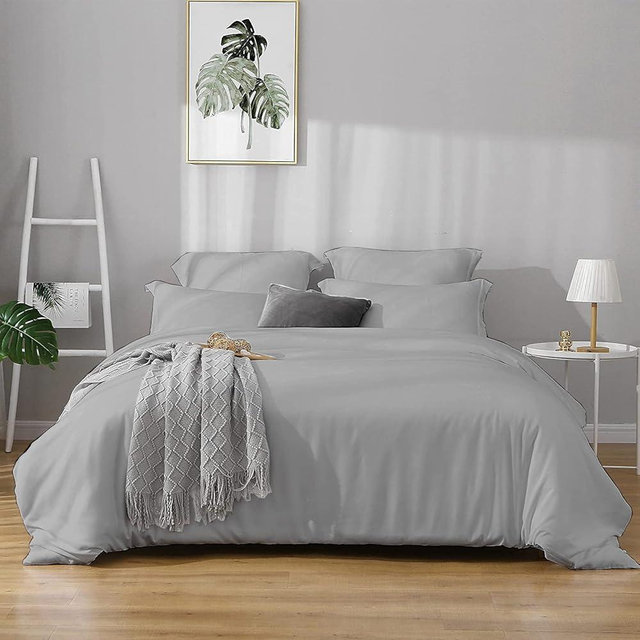 New 1000-TC Hypoallergenic Ultra Soft Design 100% Egyptian Cotton Solid Duvet Cover with Zipper Colser & 2pcs Pillow Case Set (Alaskan 120"x136"), Silver Solid