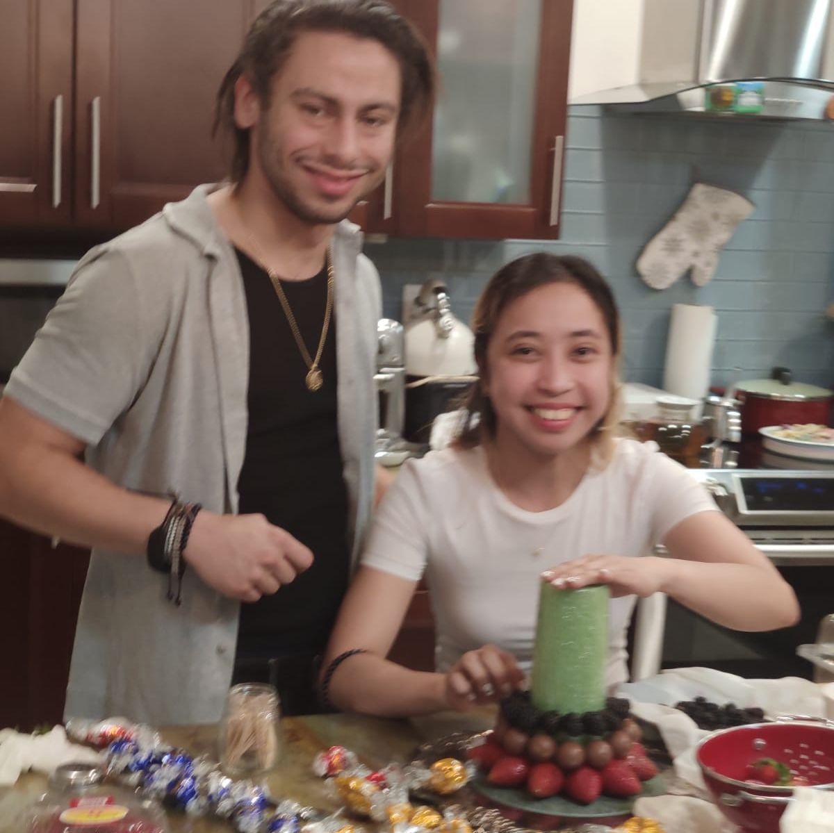 makin' a sweet Christmas treat