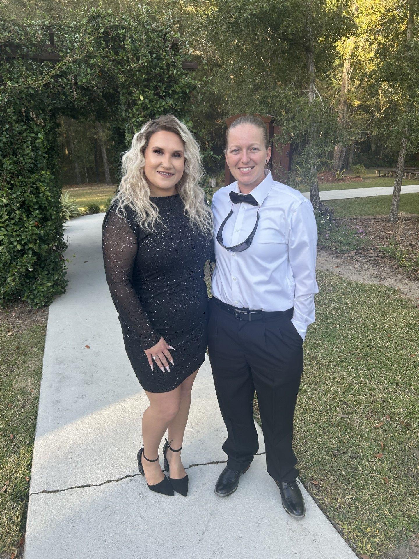 The Wedding Website of Madison Maddox and Holly Thornton