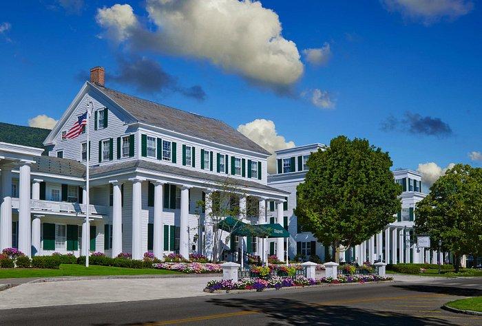 The Wedding Website of Hadley Henderson and Max Goldstein