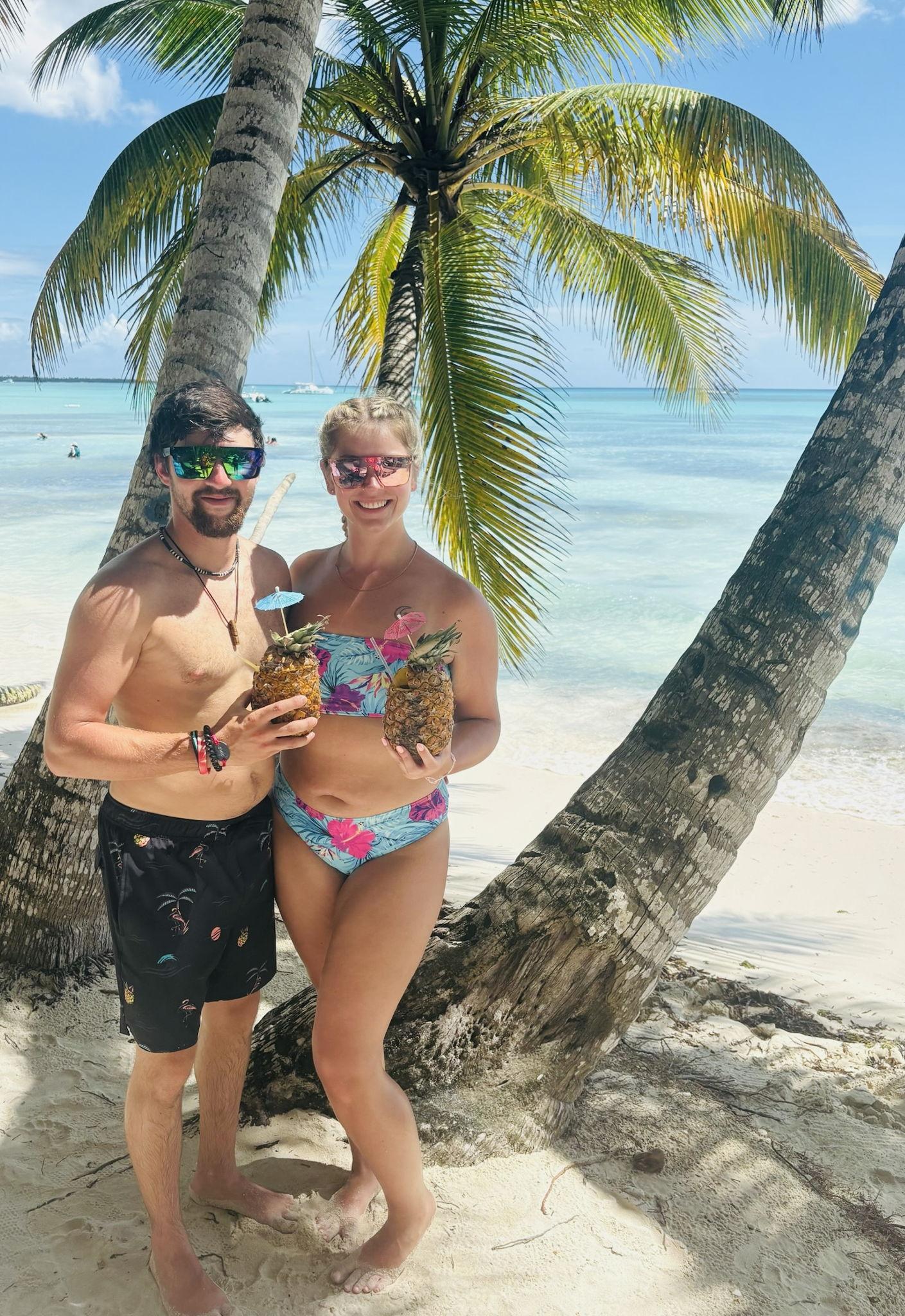 The Wedding Website of Lauretta Jo Allen and Alexander Raven Hitt