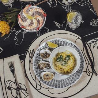 Line Drawing Dinner Plate, Set of 4