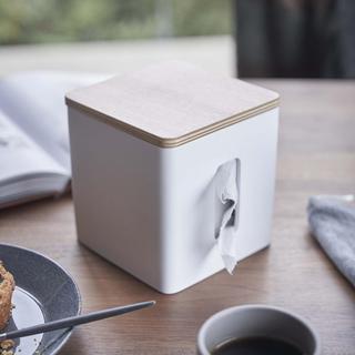 Rin Discreet Paper Holder