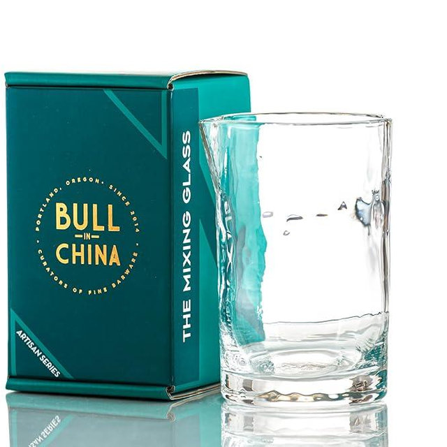 Artisan Series Cocktail Mixing Glass|Professional Bar Tools & Barware for Bartending & Mixology|Bartender Cocktail Stirring Glass Mixing Pitcher|Cocktail Beaker for Drink Mixing