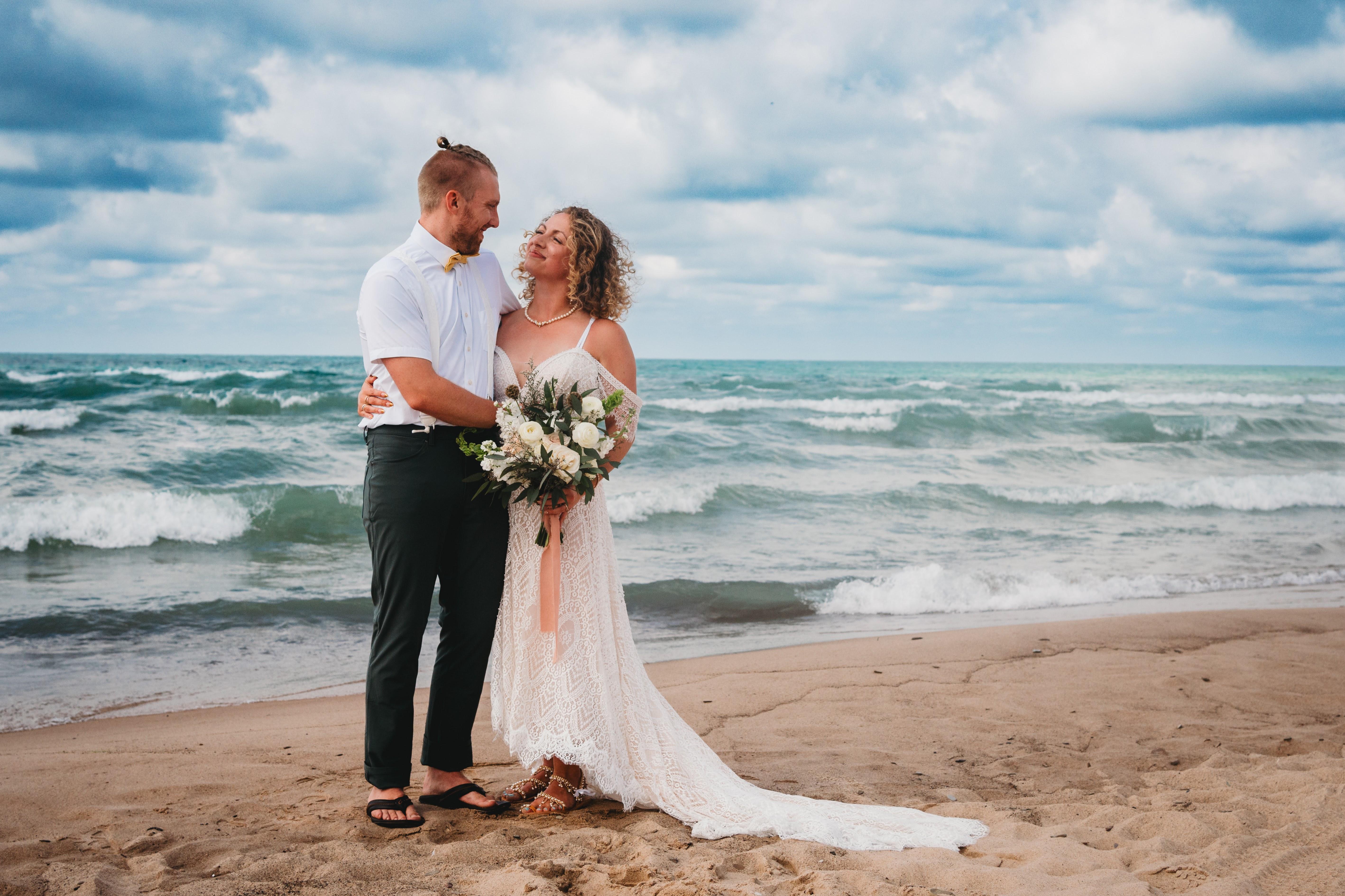 The Wedding Website of Lauren Jankoviak and Taylor BonGiovanni
