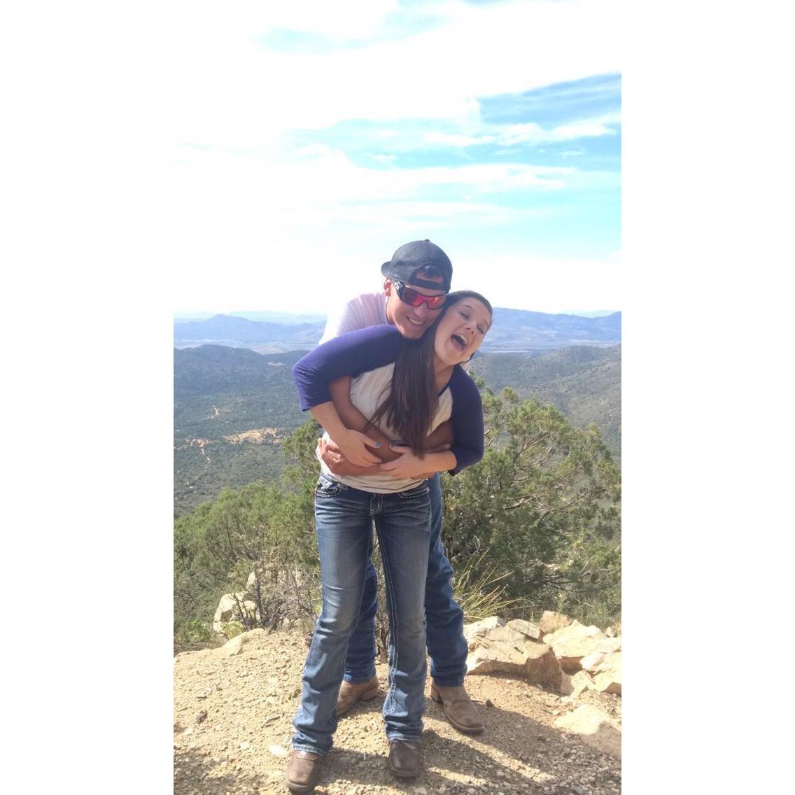 We went to the thumbutte look out to wrie our names on one of the rocks!
10/10/2015
