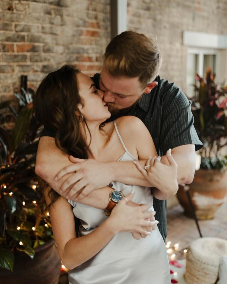 The Wedding Website of Jessica Head and Ryan Burnett