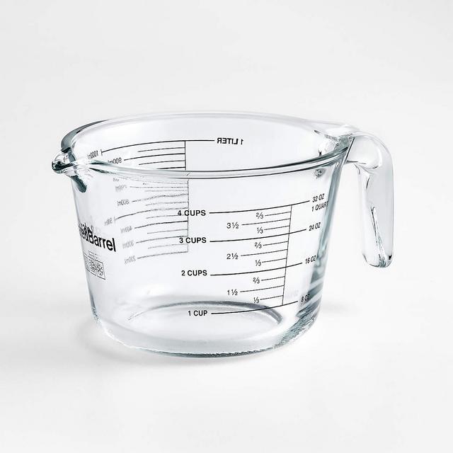 Crate & Barrel 4-Cup Glass Measuring Cup
