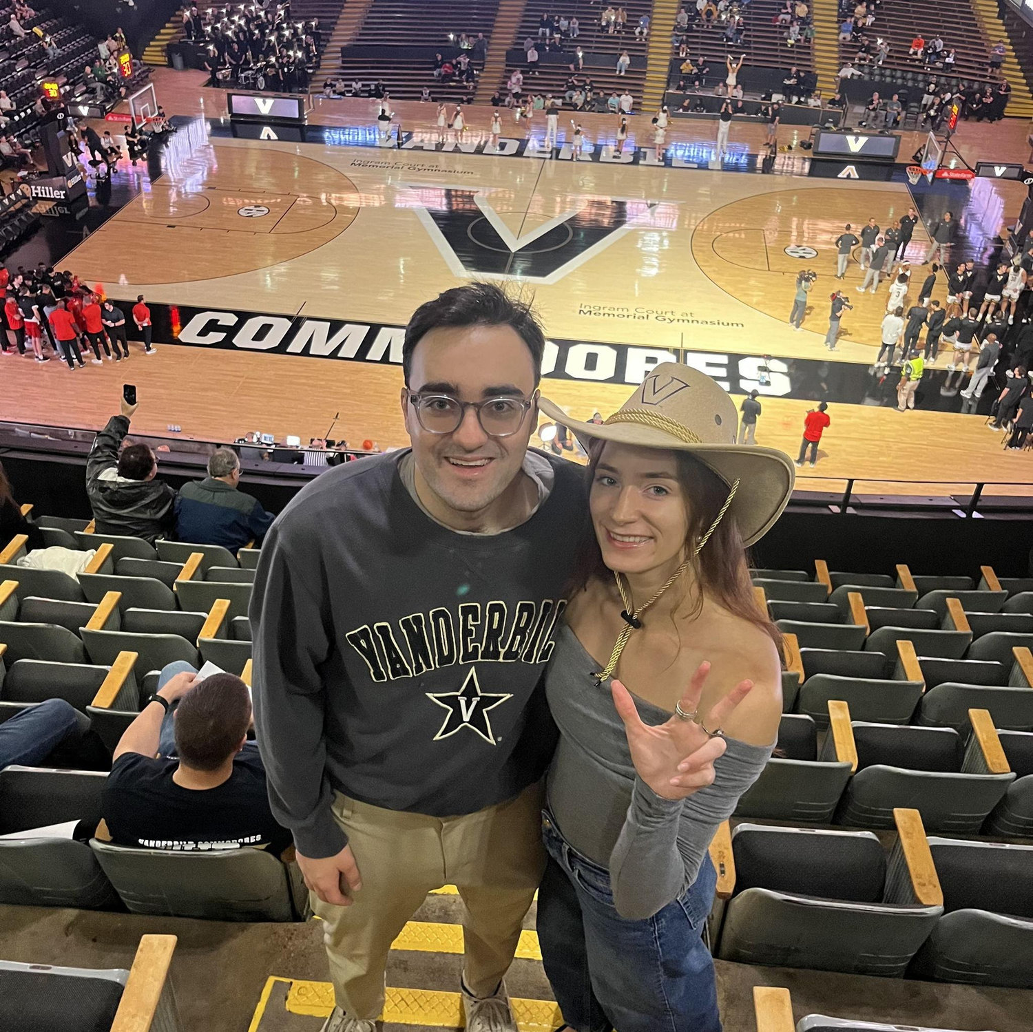 Go Dores!
