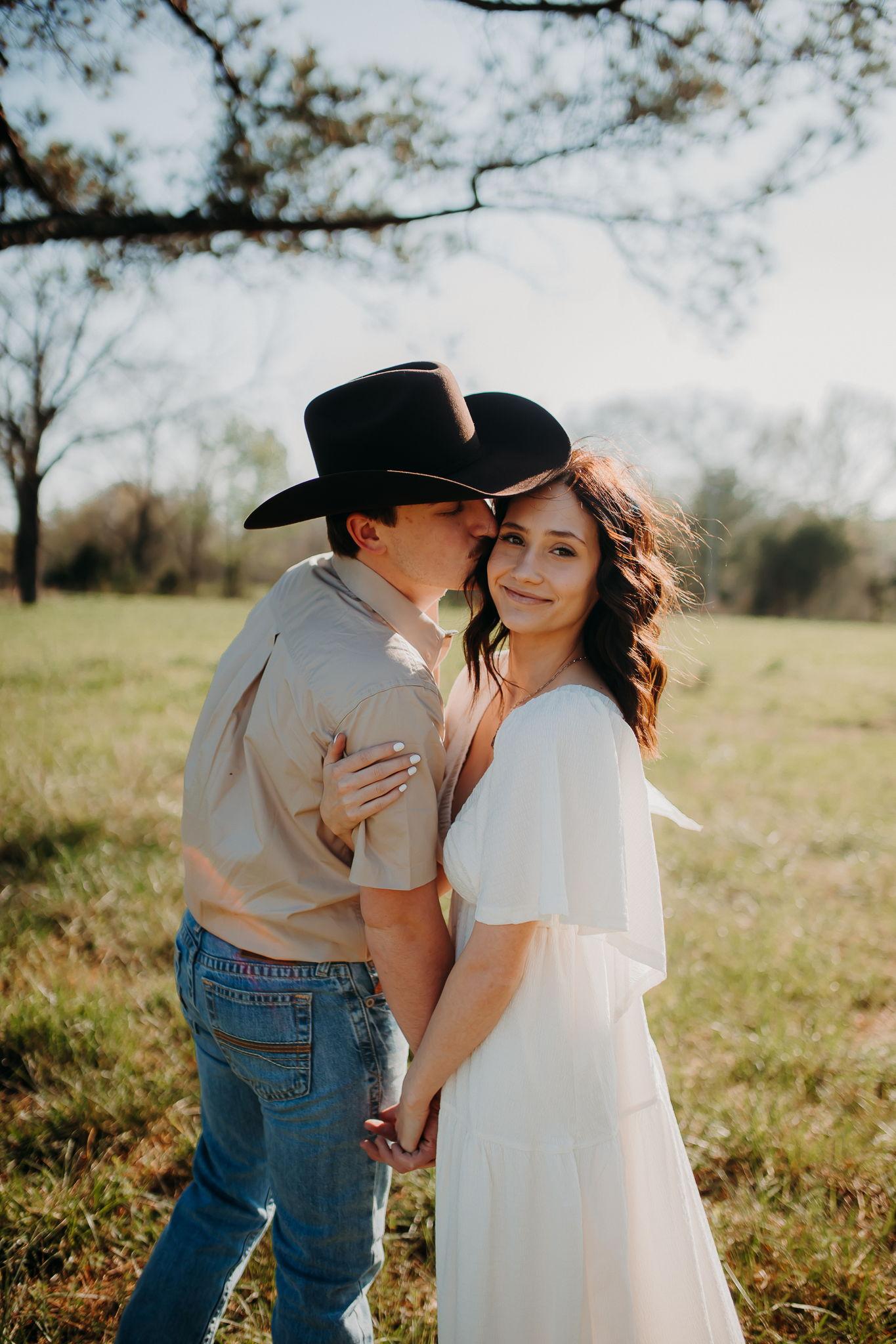 The Wedding Website of Alyssa Lowe and Austin Owens