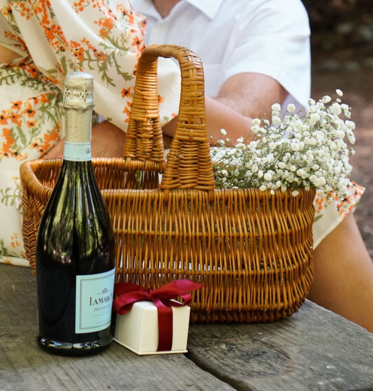 The Wedding Website of Taylor Gifford and Scott Soares