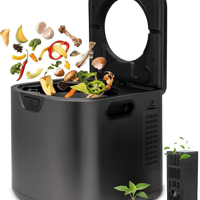 NutriChef 4 Quart Electric Kitchen Composter | Smart Countertop Composter Includes 2 Odorless Carbon Filters | Electric Compost Bin for Indoor Use | 3 Volume Based Modes Small, Medium & Large | Gray