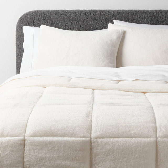 Full/Queen Box Stitch Faux Fur Comforter and Sham Set Ivory - Threshold™