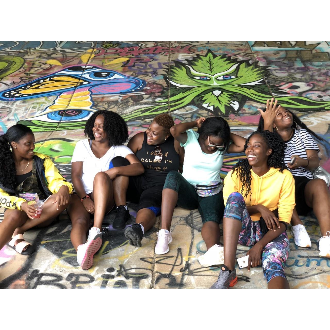 Kelli with her friends: Lashae, Jahlena, Colette, Junette & Iyana