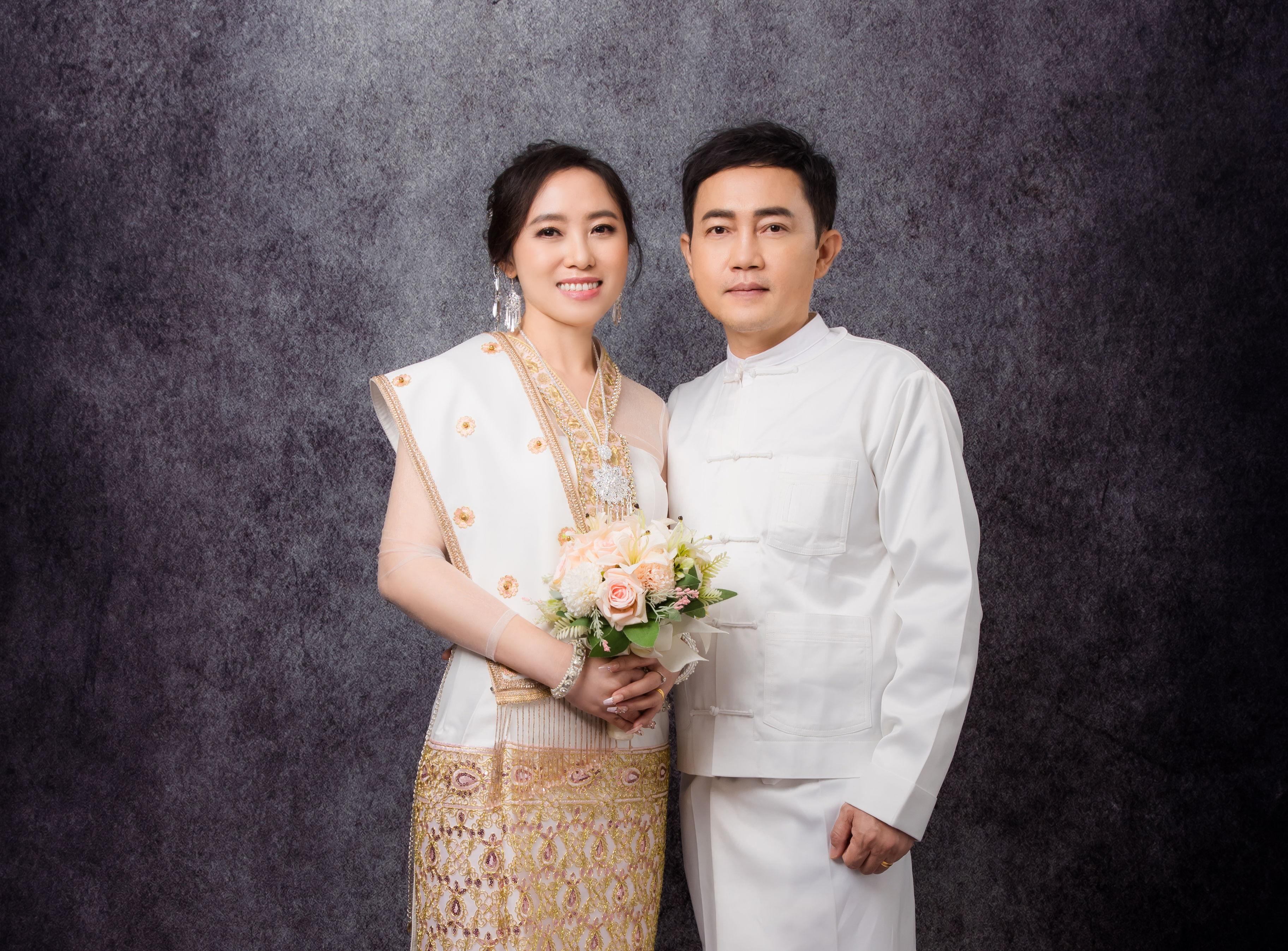 Hero Slideshow Image 0